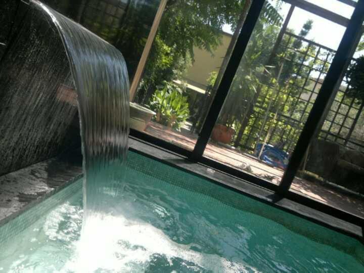 Apartamento La Casa Con Piscina Riscaldata Interna Anna Luxury Garden Pisa
